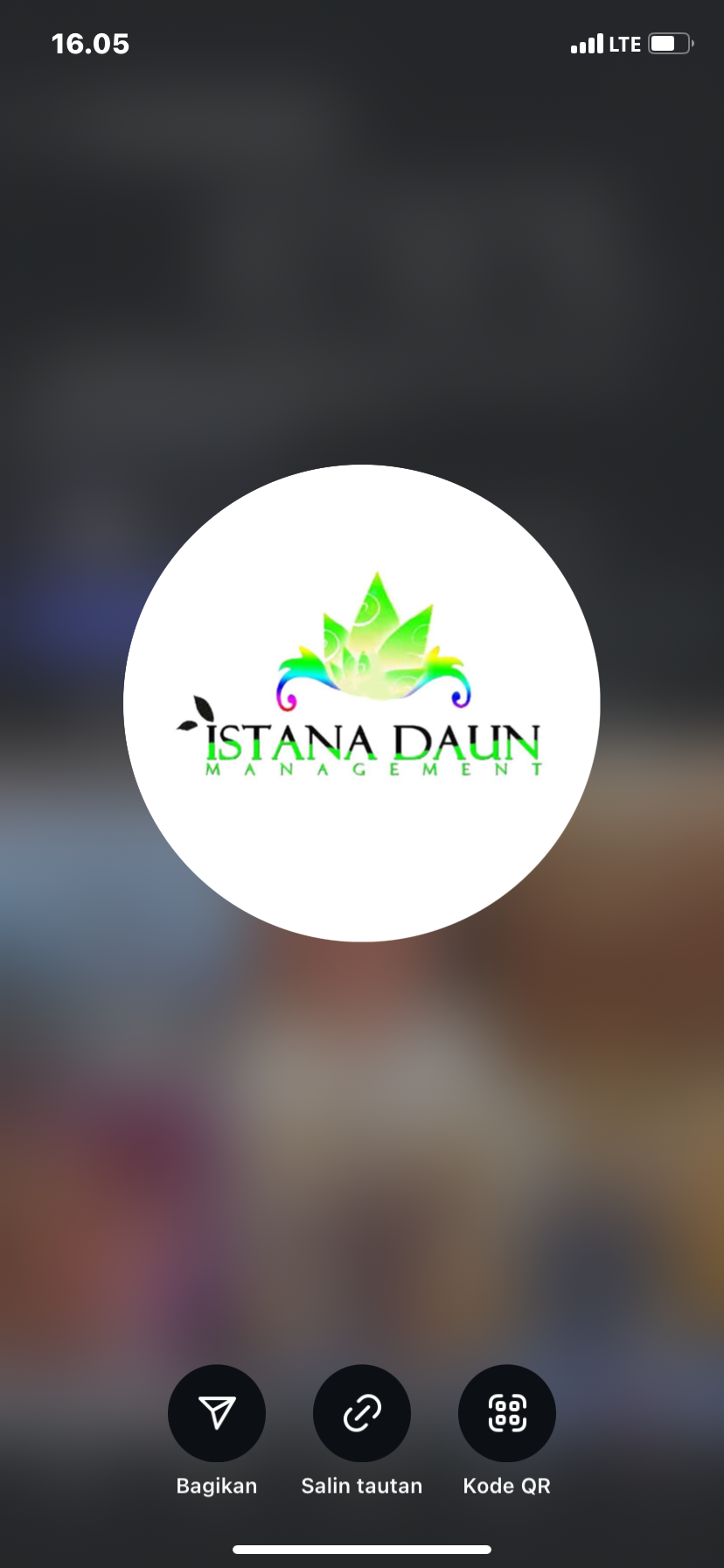 Istana daun management
